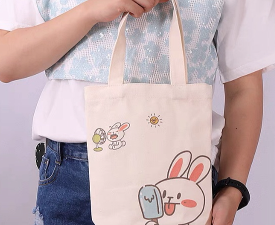 Fall in love with the cutest icecream-eating bunneh!